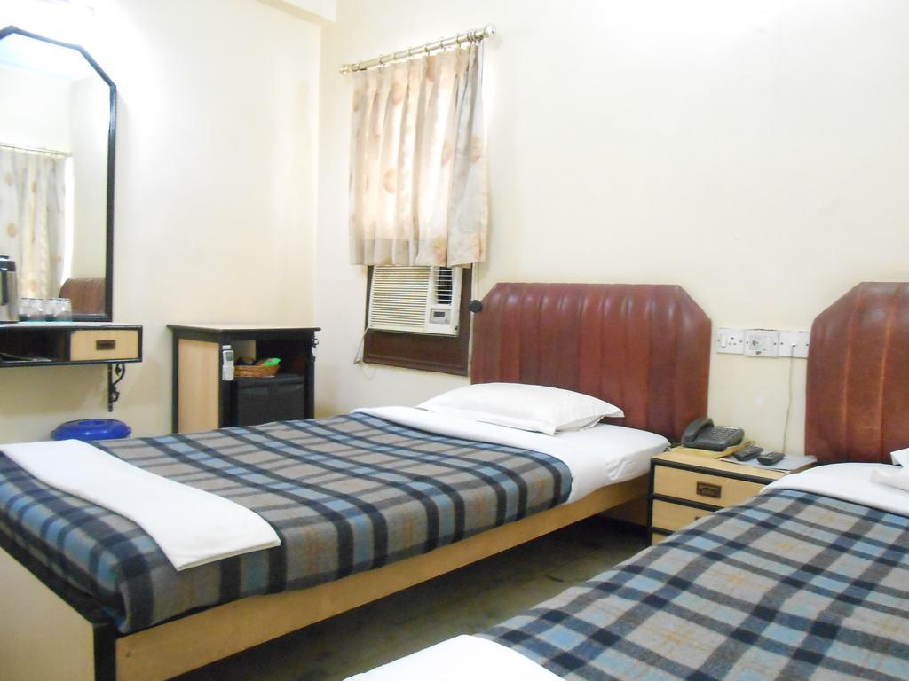 Hotel Akash Deep Calcutta  Esterno foto