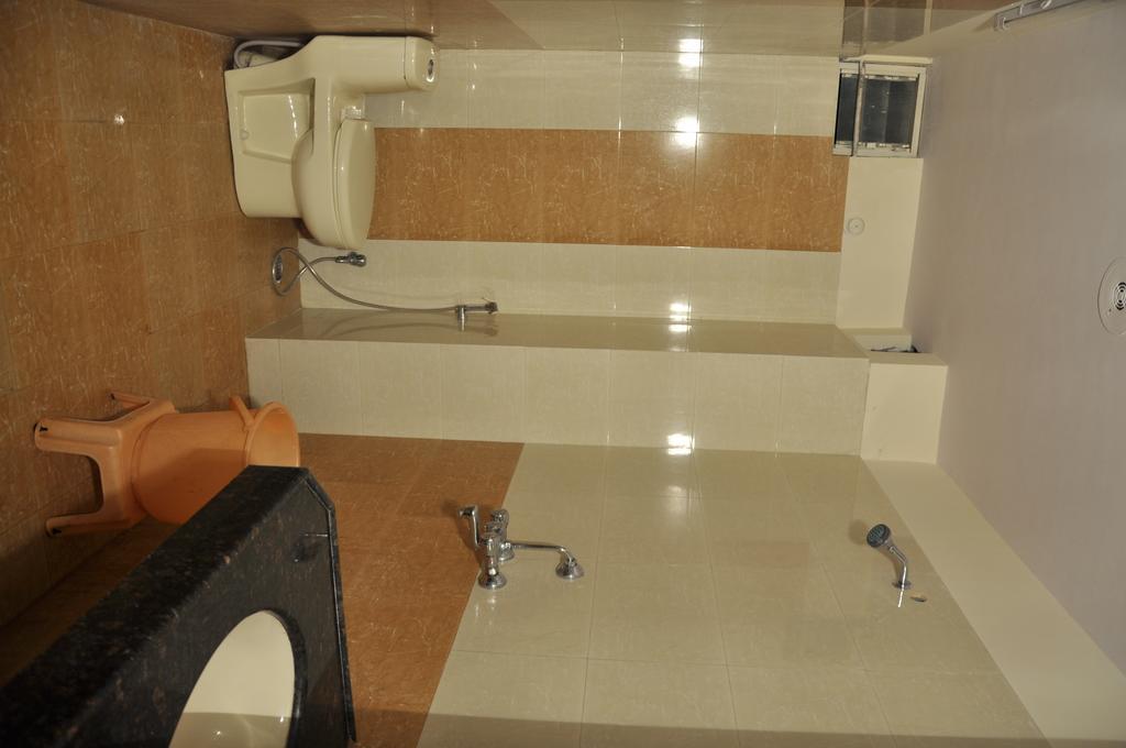 Hotel Akash Deep Calcutta  Esterno foto